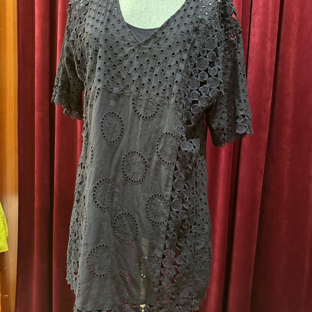Wrap Navy Blue Eyelet Womens Dress from London size 16 100% cotton has slip